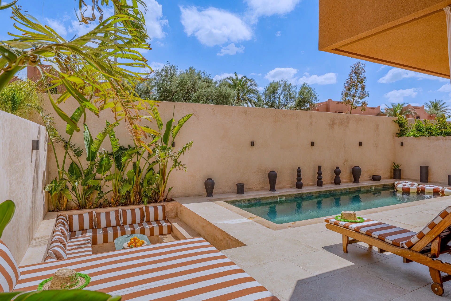 Vue piscine villa privée Marrakech — Villa Camélia